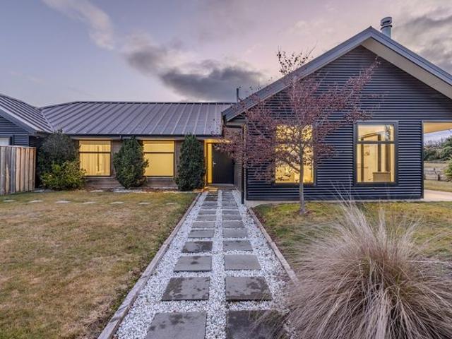 House for rent in Otakou