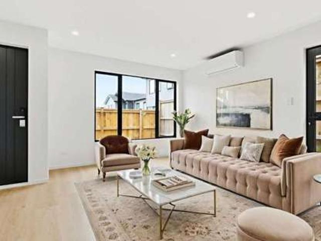 Townhouse for rent in Balmoral