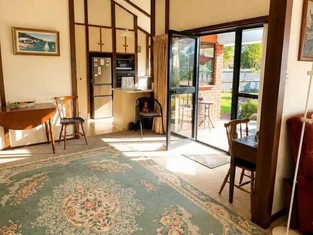 Townhouse for rent in Blenheim Central, Marlborough