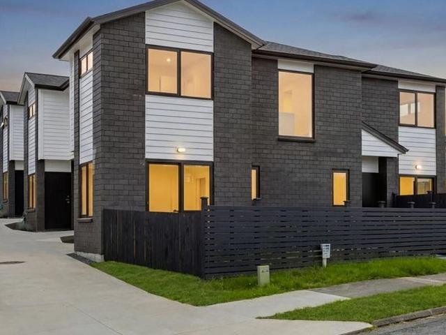 House for rent in Howick, Oroua County