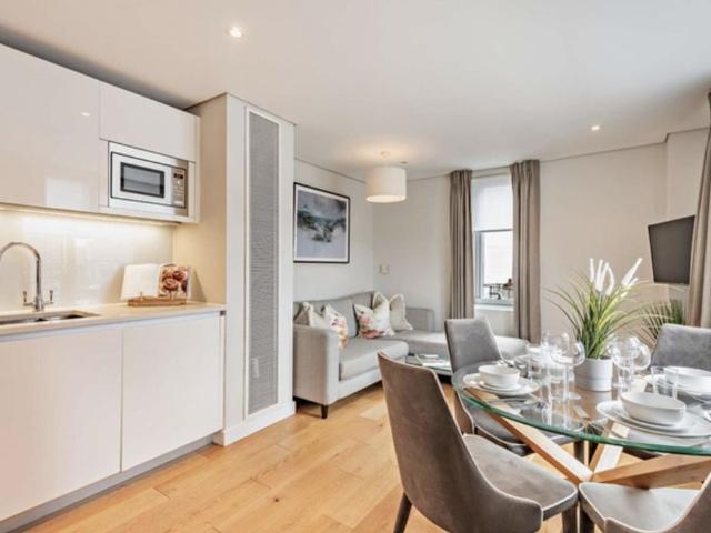 Apartment for rent in Paddington, Greater London