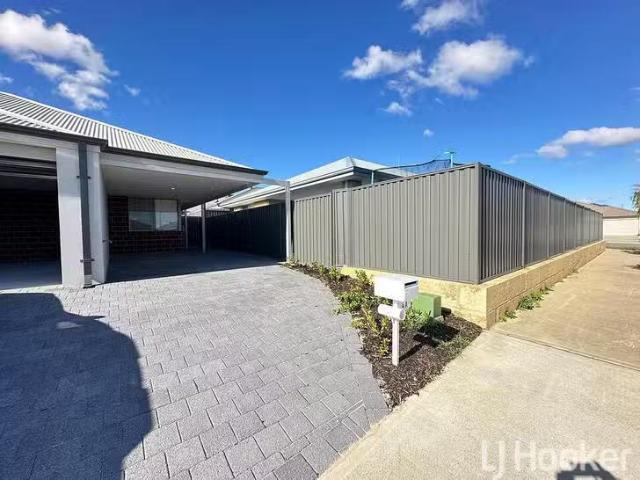 House for rent in Parklands, Western Australia