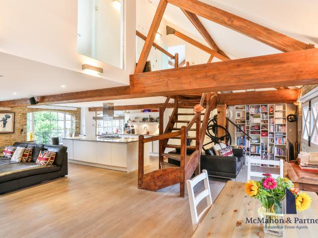 Apartment for rent in Greater London
