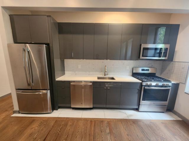 Room for rent in Arverne, New York