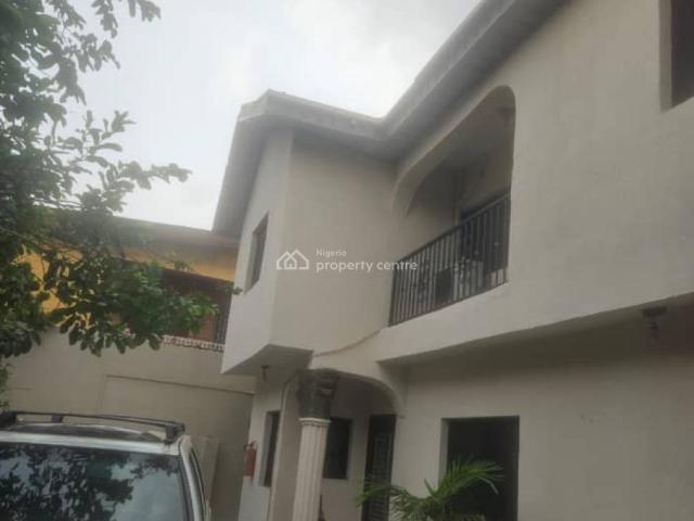 Detached duplex for sale in Ikeja , Abuja