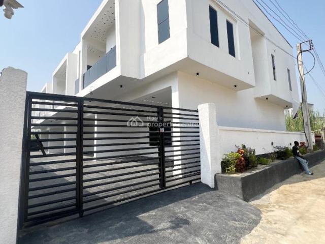 Detached duplex for sale in Eti Osa, Abuja