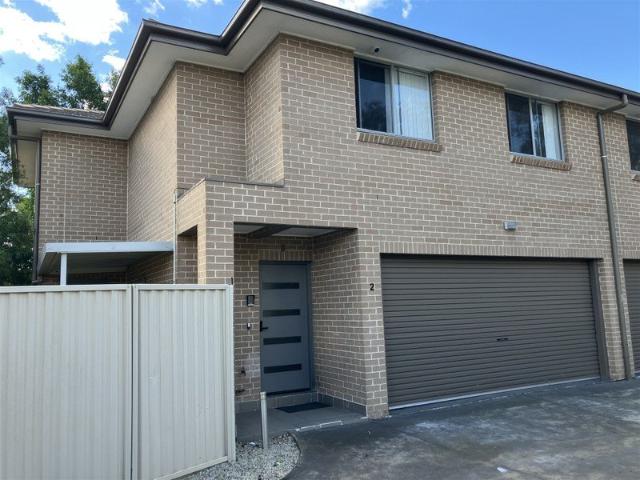 Townhouse for rent in Sydney, New South Wales