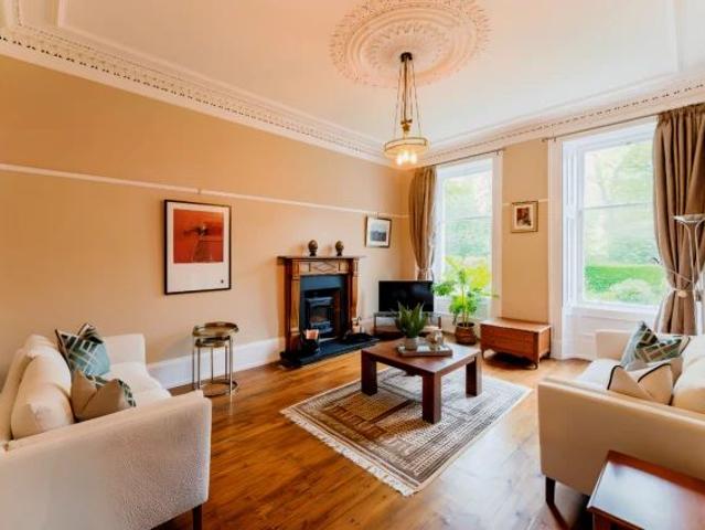 Apartment for rent in Hyndland, Scotland