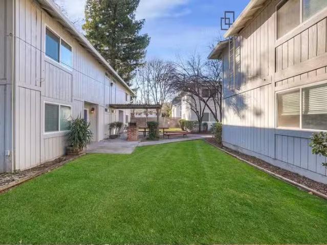 Condo for rent in Chico