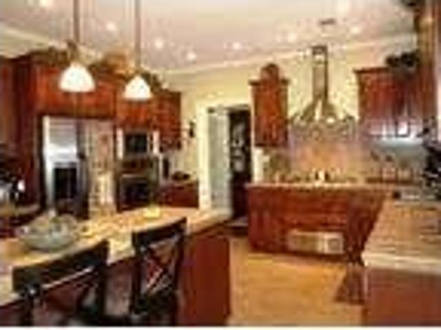 House for rent in University