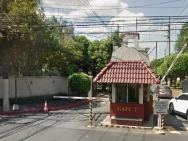 4br Big House For Sale In Magallanes Village, Makati City 4br Big House For Sale In Magallanes Village, Makati City