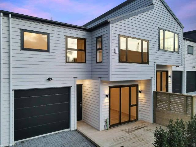 Apartment for sale in Howick