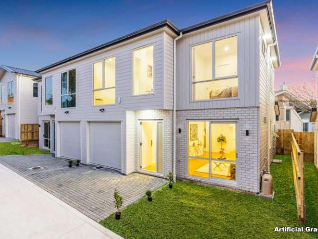 Townhouse for sale in Auckland, Oroua County