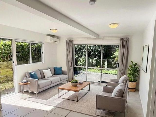 Apartment for rent in Northcote, Kaipātiki