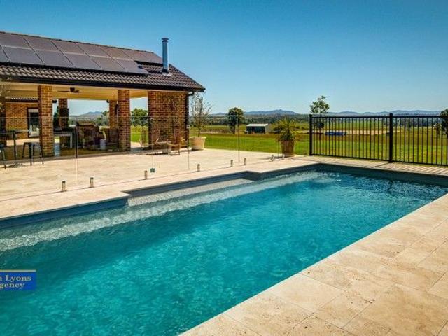 Cottage for sale in Tamworth, New South Wales