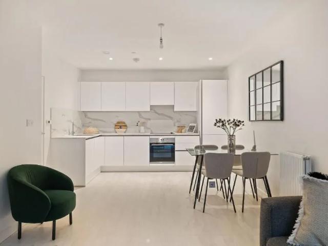 Apartment for rent in Hayes, Greater London