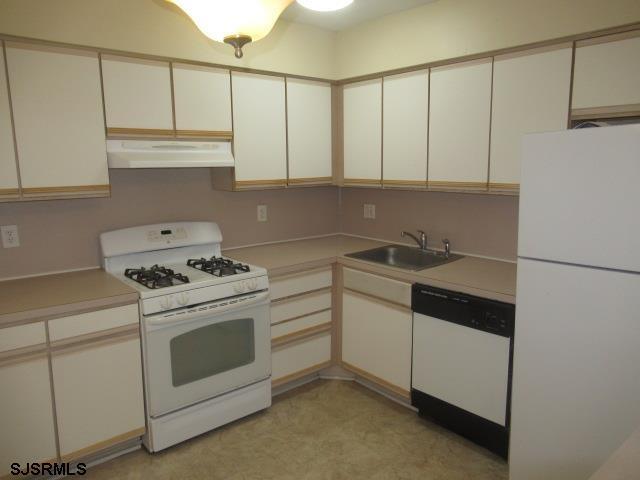 Condo for sale in Absecon, New Jersey