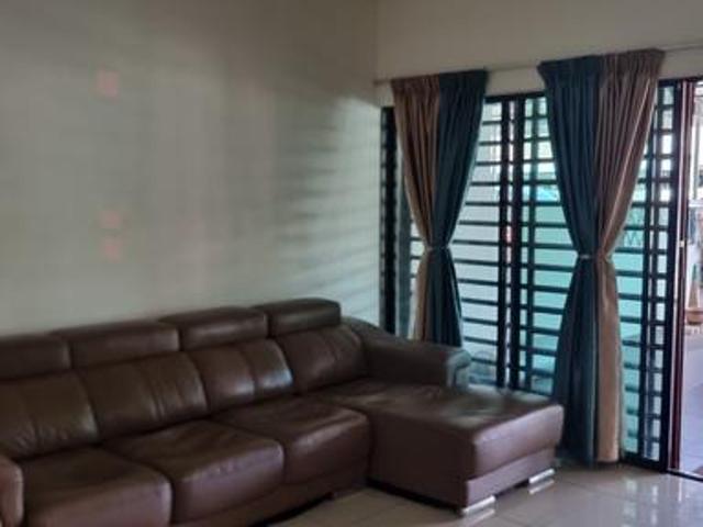 Terraced House for rent in Malaka