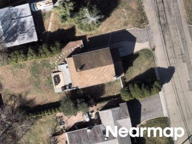 House for sale in East Northport, New York