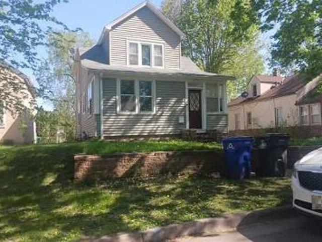 House for sale in Dayton's Bluff, Ramsey
