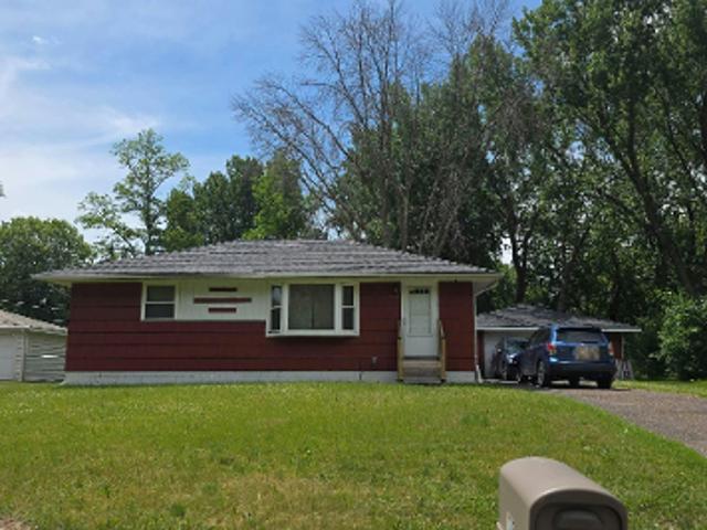House for sale in Oakdale, Minnesota