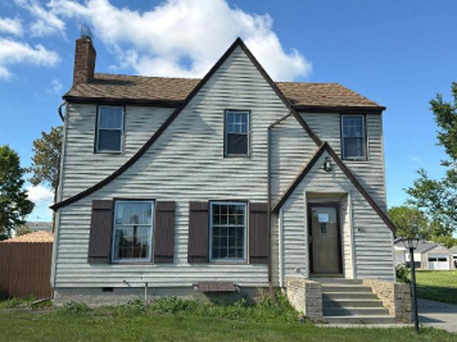House for sale in Sidney, Montana