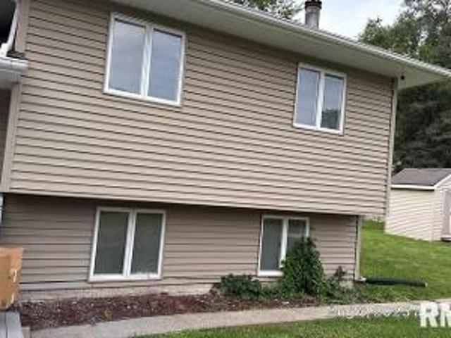 House for sale in East Moline, Illinois