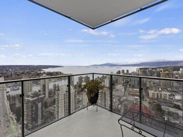 Apartment for rent in Vancouver, British Columbia
