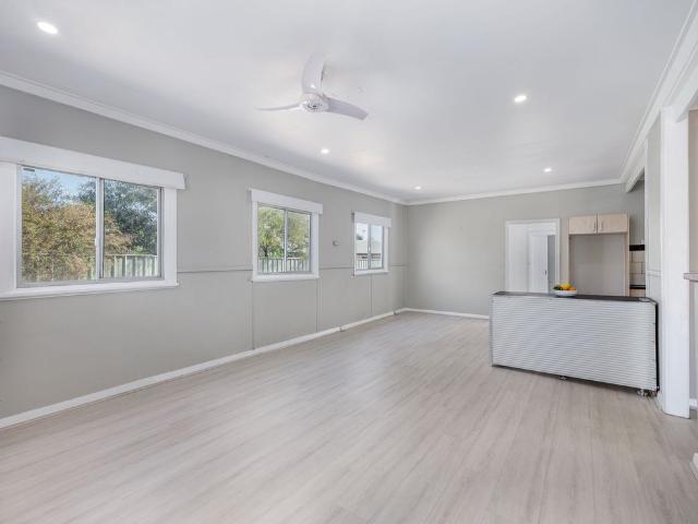 House for rent in Cloverdale, Western Australia