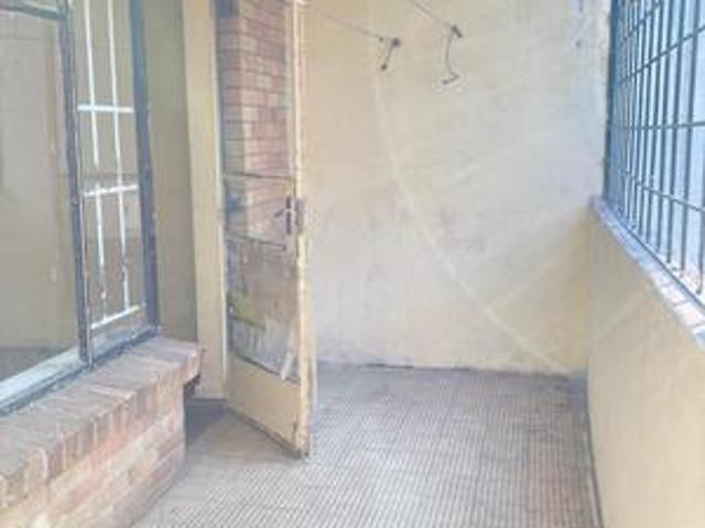 Apartment for sale in Vosloorus, Gauteng