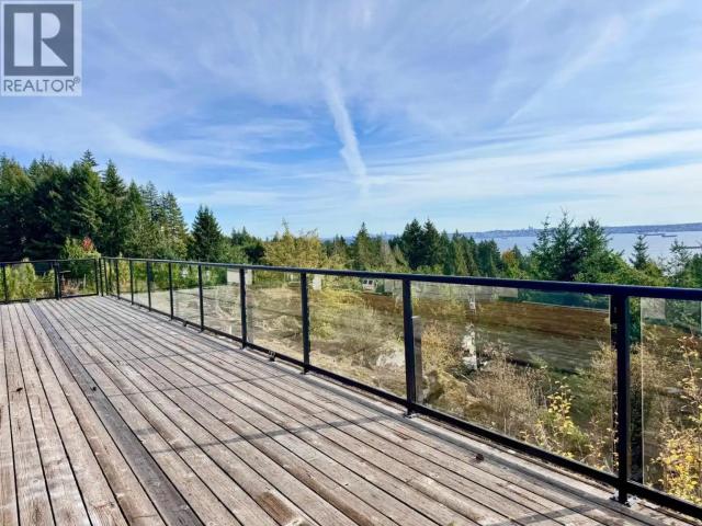 House for rent in Sandy Cove, West Vancouver