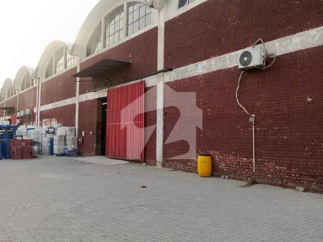 Commercial for rent in لاہور, لاہور ڈویژن