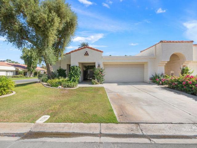 Condo for sale in La Quinta, California