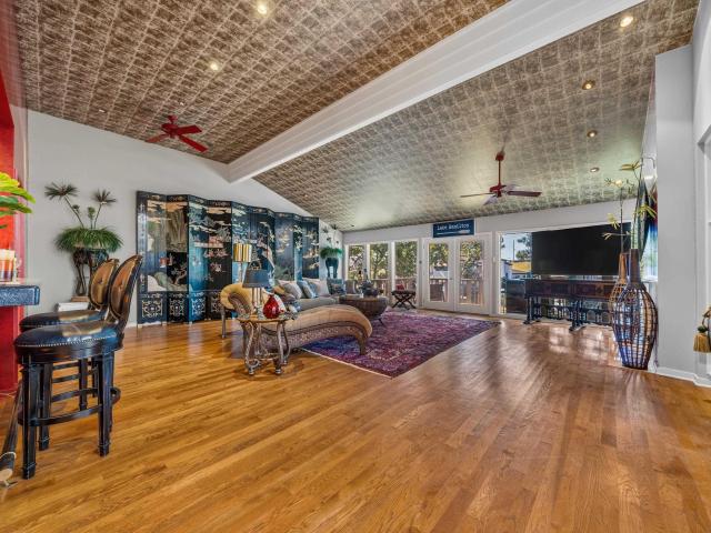 Condo for sale in Ark