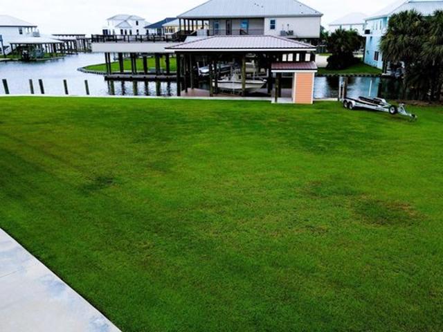 Land for sale in Grand Isle, Jefferson Parish