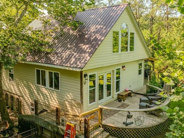 House for sale in Buchtel, Ohio