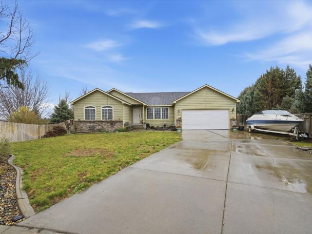 House for sale in West Richland, Washington