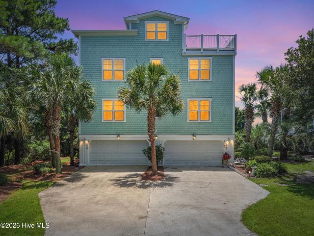 Condo for sale in Oak Island, North Carolina
