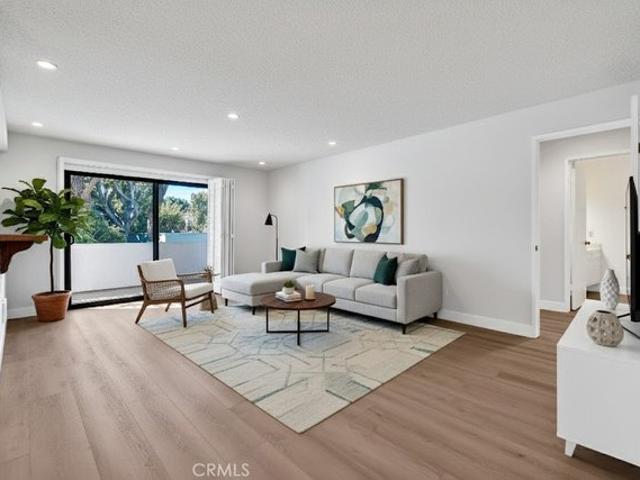 Condo for sale in Canoga Park, California