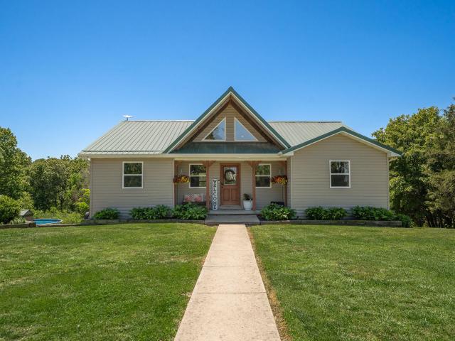 House for sale in Hartville, Missouri