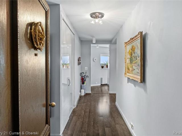 Condo for sale in Southfield, Michigan
