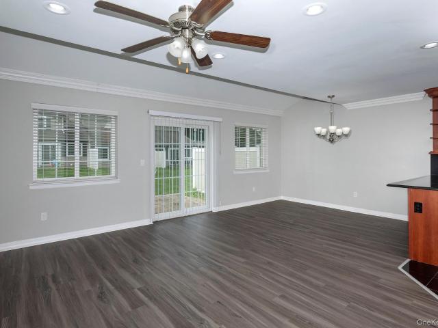 Property for rent in Coram, Town of Brookhaven