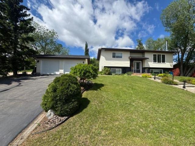 House for sale in Sedgewick, Alberta