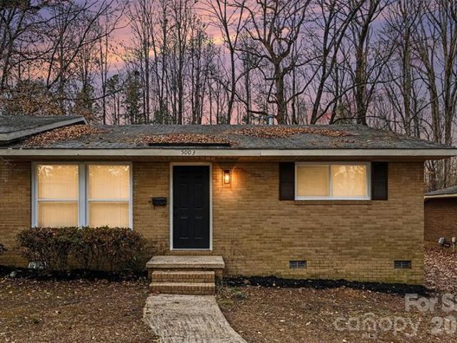 House for sale in Mecklenburg, North Carolina