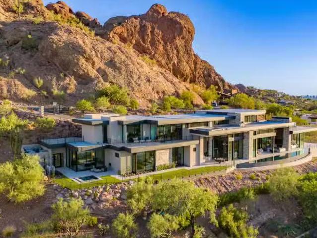 House for rent in Paradise Valley