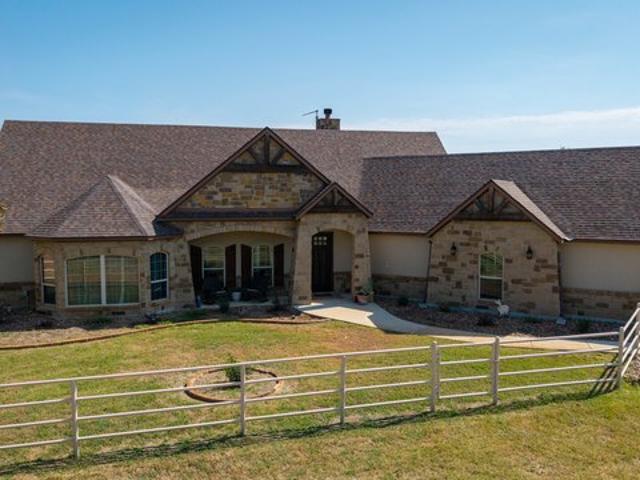 Farm for sale in Poteet, Texas