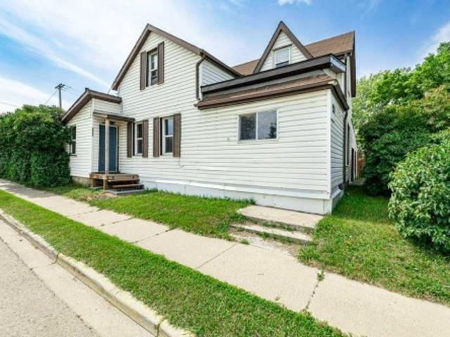 House for sale in Innisfail, Alberta