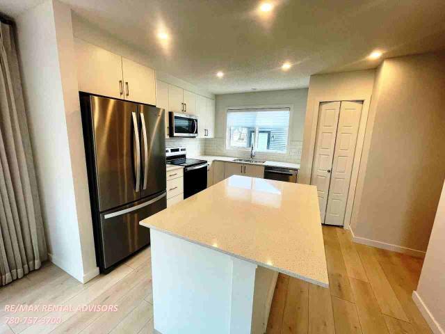 Apartment for rent in Wedgewood, Alberta
