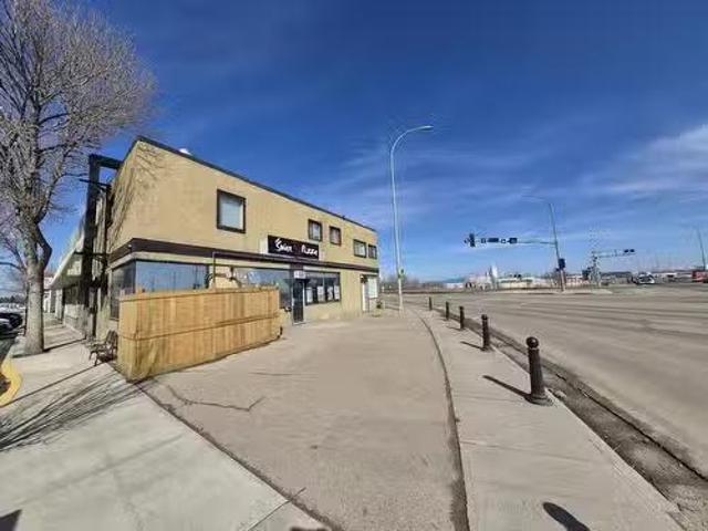House for sale in Lacombe, Alberta