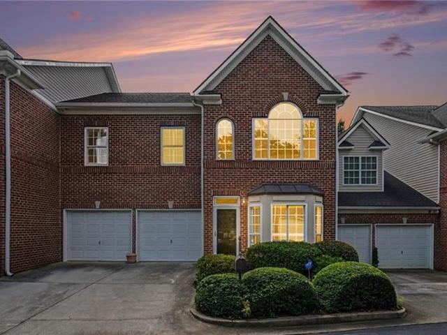 Townhouse for sale in Roswell, Georgia